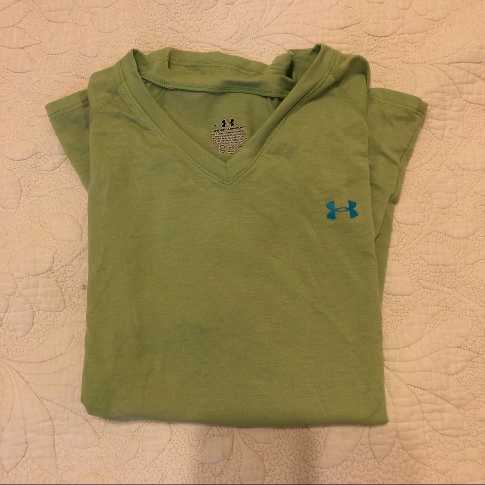 Under Armour woman’s fitted t shirt